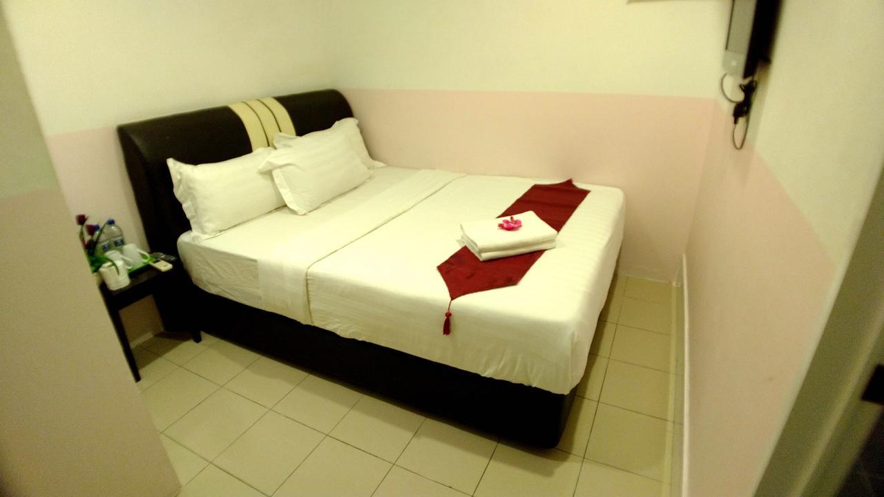 Apple 1 Hotel Budget Gelugor Dış mekan fotoğraf