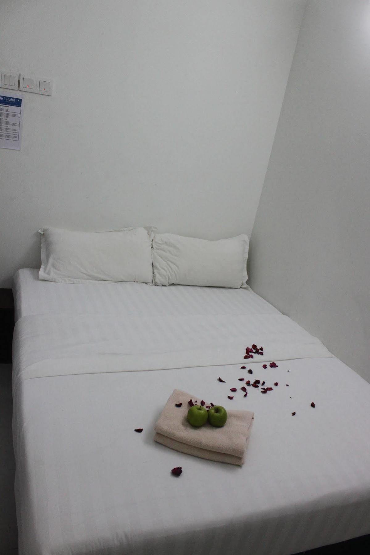 Apple 1 Hotel Budget Gelugor Dış mekan fotoğraf